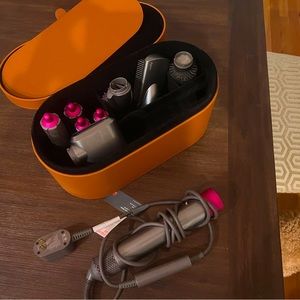 Dyson Airwrap-Like new